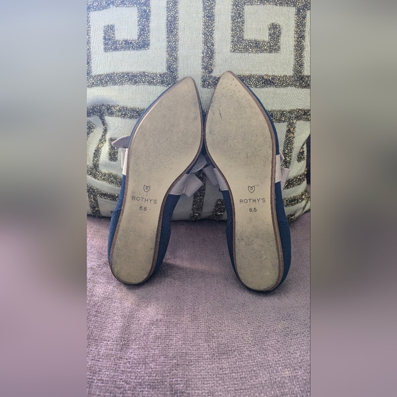 Rothys Sapphire Mary Jane Points | Size 6.5 - Picture 5 of 5